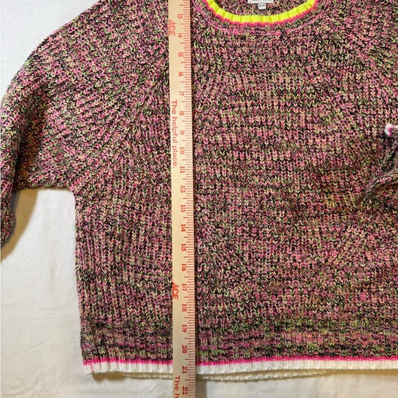 John + Jenn Pink and Green Neon Chunky Knit Cropped Sweater - Picture 5 of 8